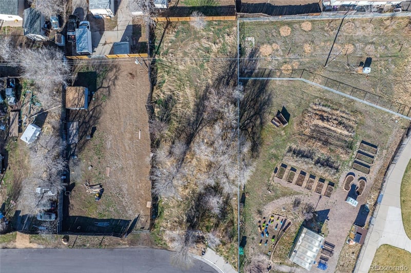 1021 Hooker St, Denver, CO 80219