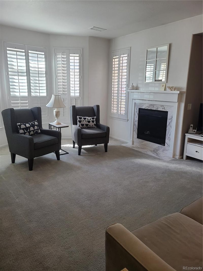 9492 Cedarhurst Ln #B, Highlands Ranch, CO 80129