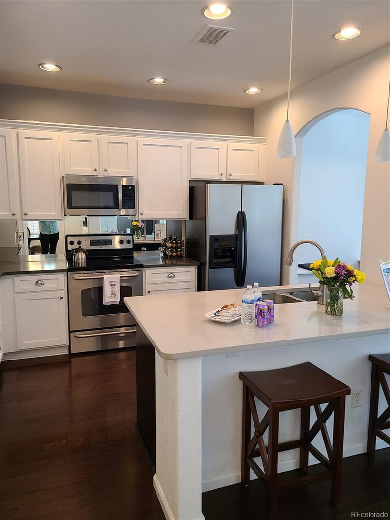 9492 Cedarhurst Ln #B, Highlands Ranch, CO 80129