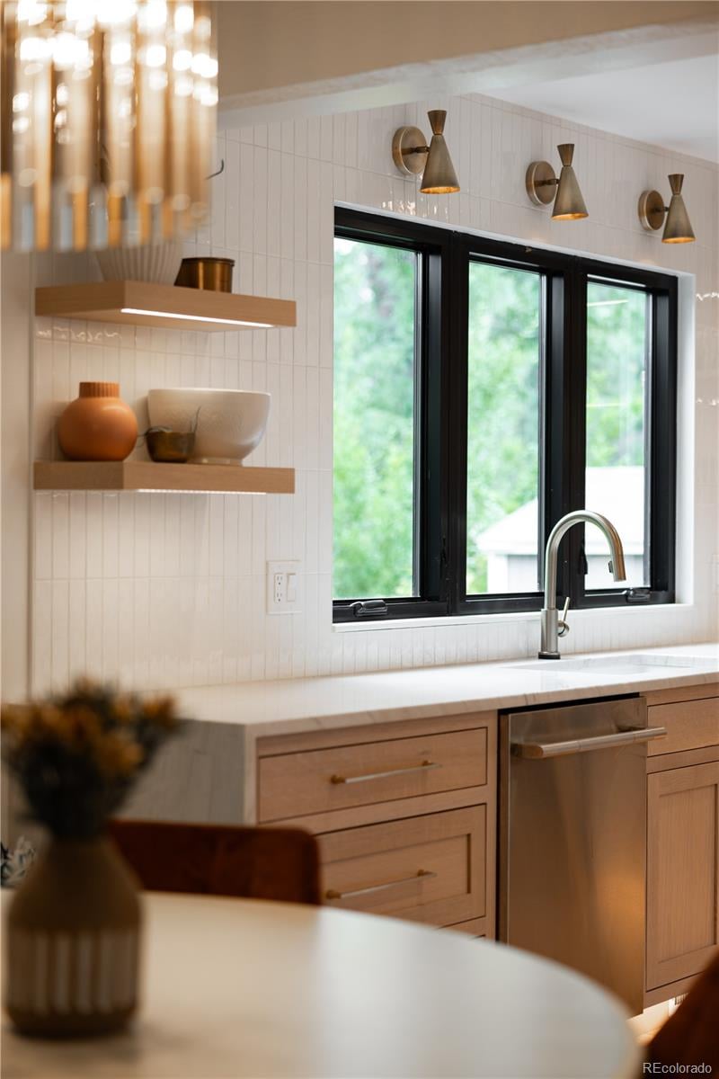 9623 Prentice Ave, Littleton, CO 80123