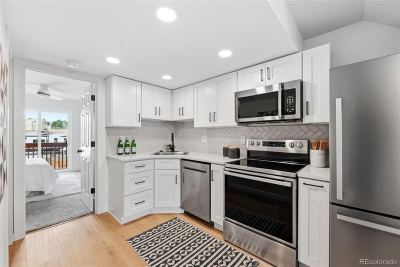 1885 Quebec Way #A212, Denver, CO 80231