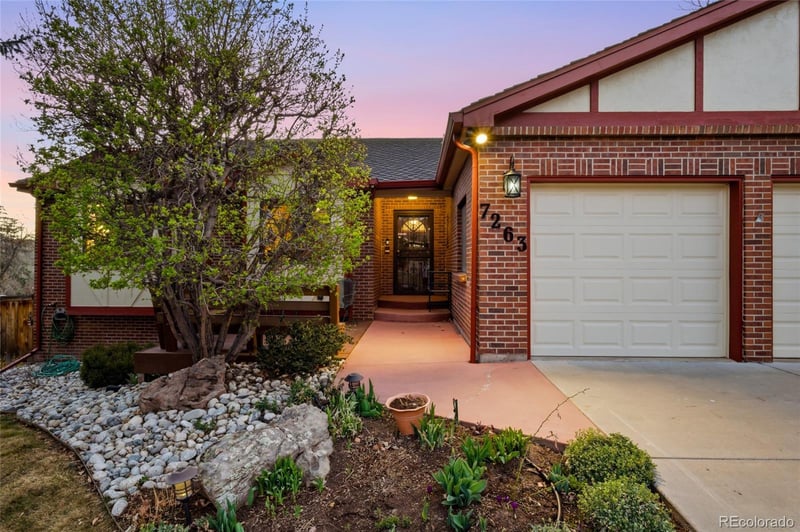 7263 Sundown Cir, Littleton, CO 80120