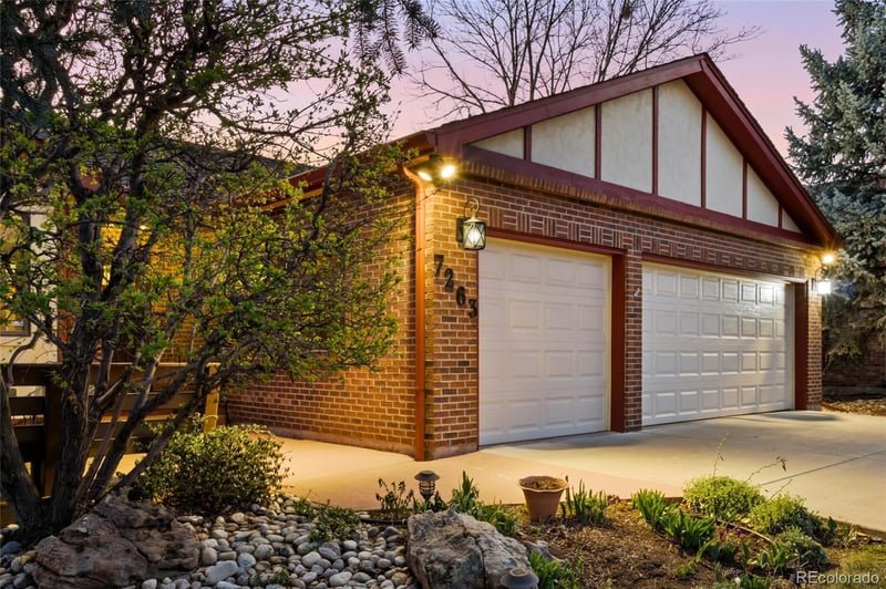 7263 Sundown Cir, Littleton, CO 80120