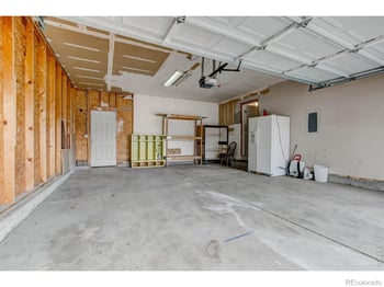 725 Columbine Dr, Windsor, CO 80550