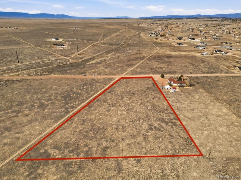1108 N Matt Dr, Pueblo, CO 81007