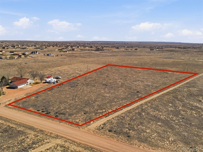 1108 N Matt Dr, Pueblo, CO 81007