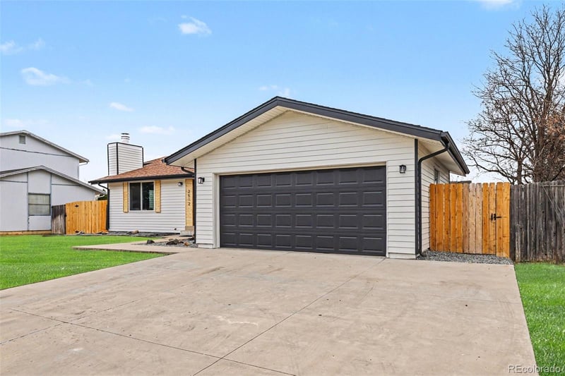 2512 133rd Cir, Broomfield, CO 80020