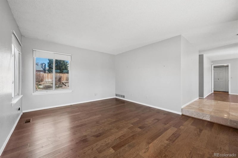 633 Sage Cir, Highlands Ranch, CO 80126