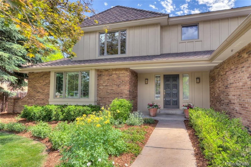 5812 Geneva St, Greenwood Village, CO 80111