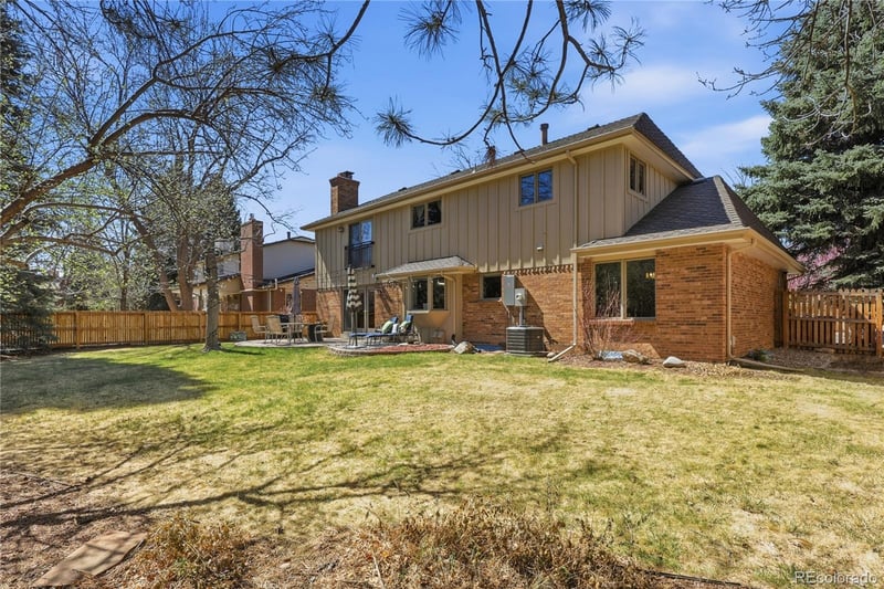 5812 S Geneva St, Greenwood Village, CO 80111
