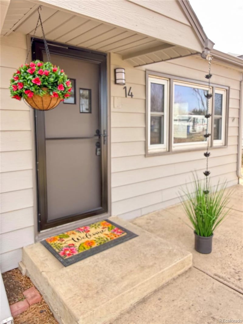 14 Jay St, Lakewood, CO 80226