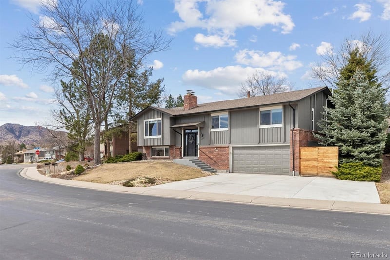13061 Asbury Pl, Lakewood, CO 80228