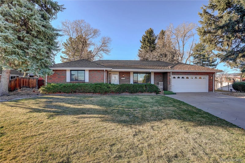 2625 Vivian St, Lakewood, CO 80215