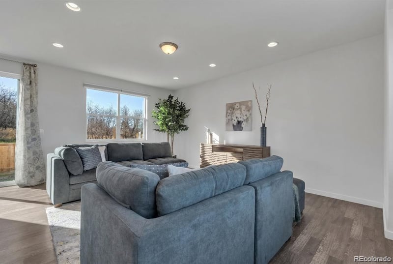 1852 Blue Oak Ct, Castle Rock, CO 80104
