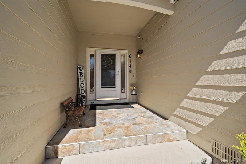6148 Killarney Dr, Centennial, CO 80016