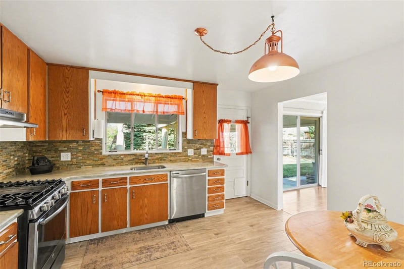 10759 Brewer Dr, Northglenn, CO 80234