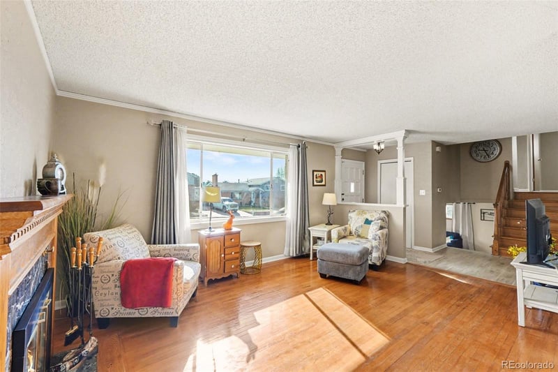 10759 Brewer Dr, Northglenn, CO 80234