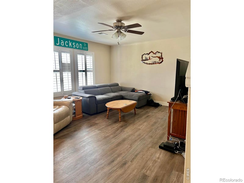 3469 Warren Farm Dr, Fort Collins, CO 80526