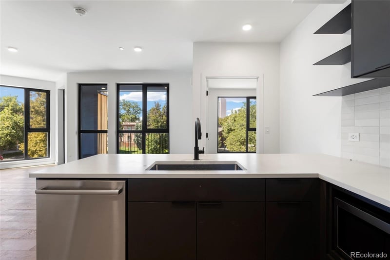 1601 Park Ave #302, Denver, CO 80218