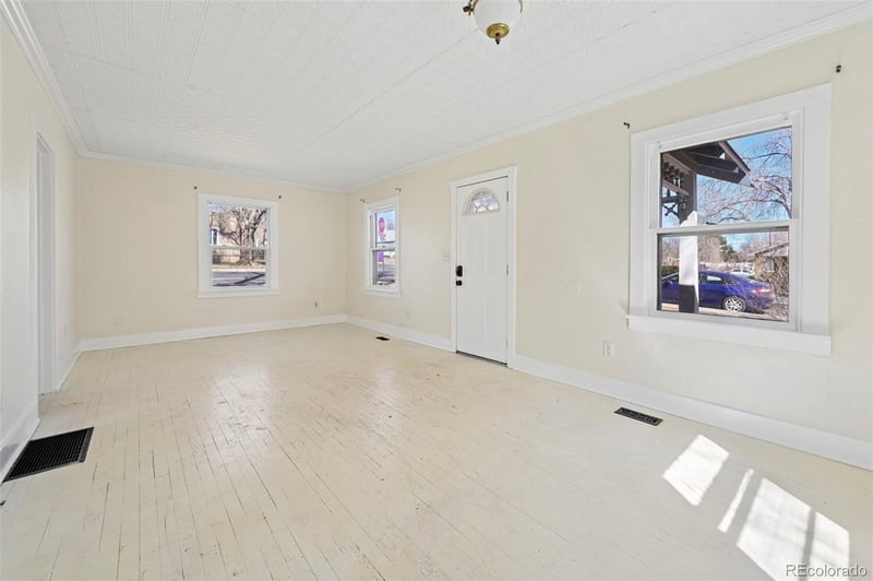 630 Bonfoy Ave, Colorado Springs, CO 80909