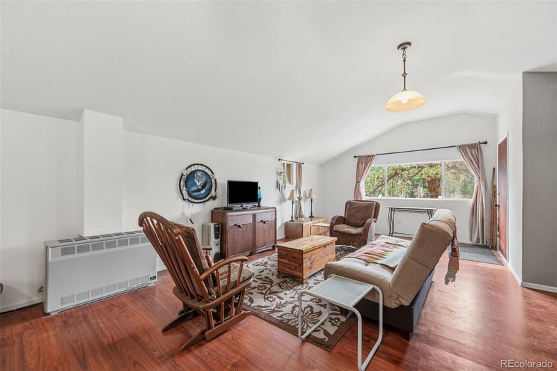 553 Arrowhead Rd, Florissant, CO 80816