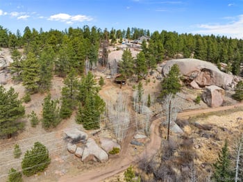 553 Arrowhead Rd, Florissant, CO 80816