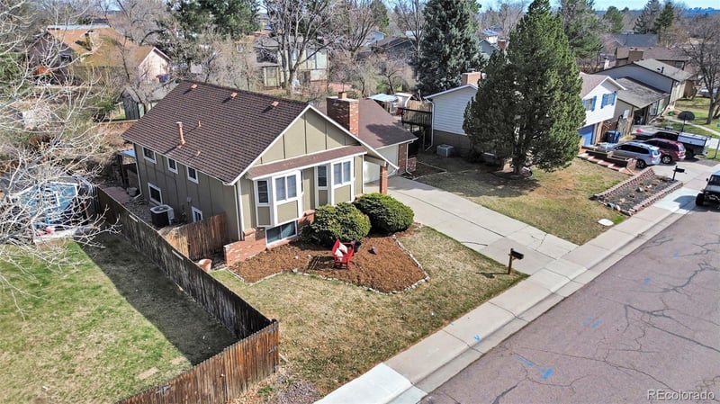 7779 Portland Ave, Littleton, CO 80128