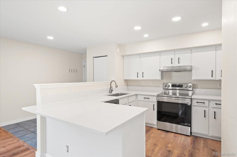 281 Zinnia Way #2B, Denver, CO 80228