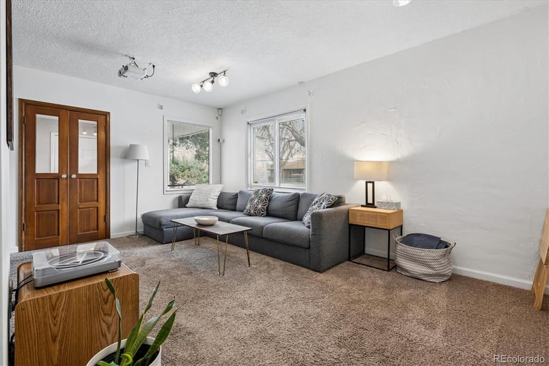 1819 Madison St, Denver, CO 80210