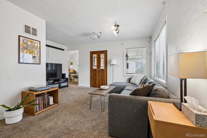 1819 Madison St, Denver, CO 80210