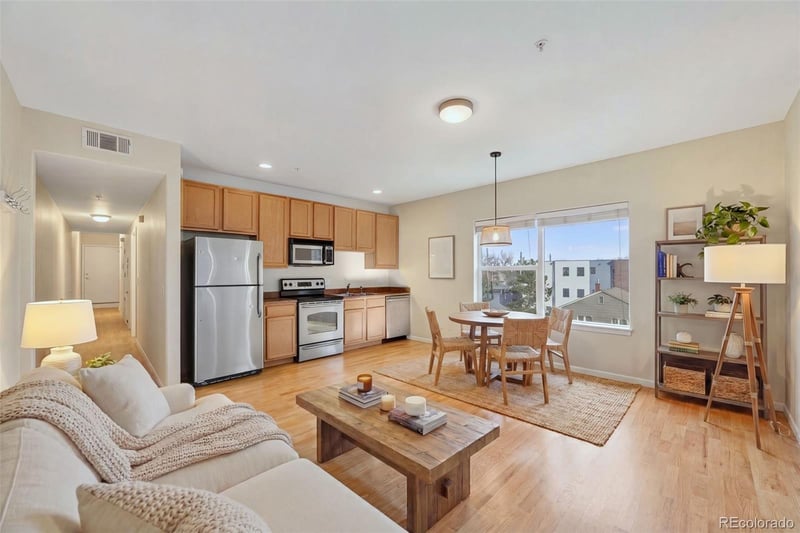 2389 High St #4, Denver, CO 80210