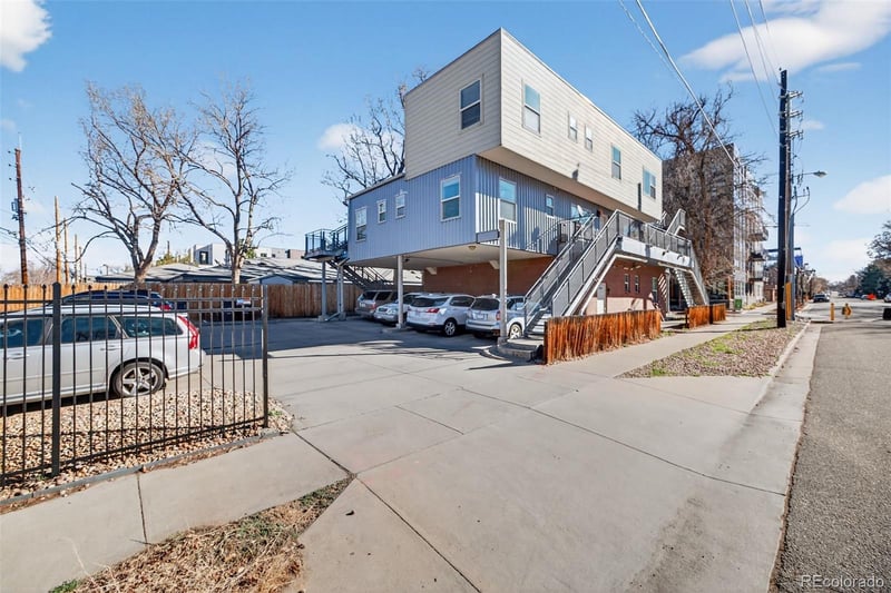 2389 High St #4, Denver, CO 80210
