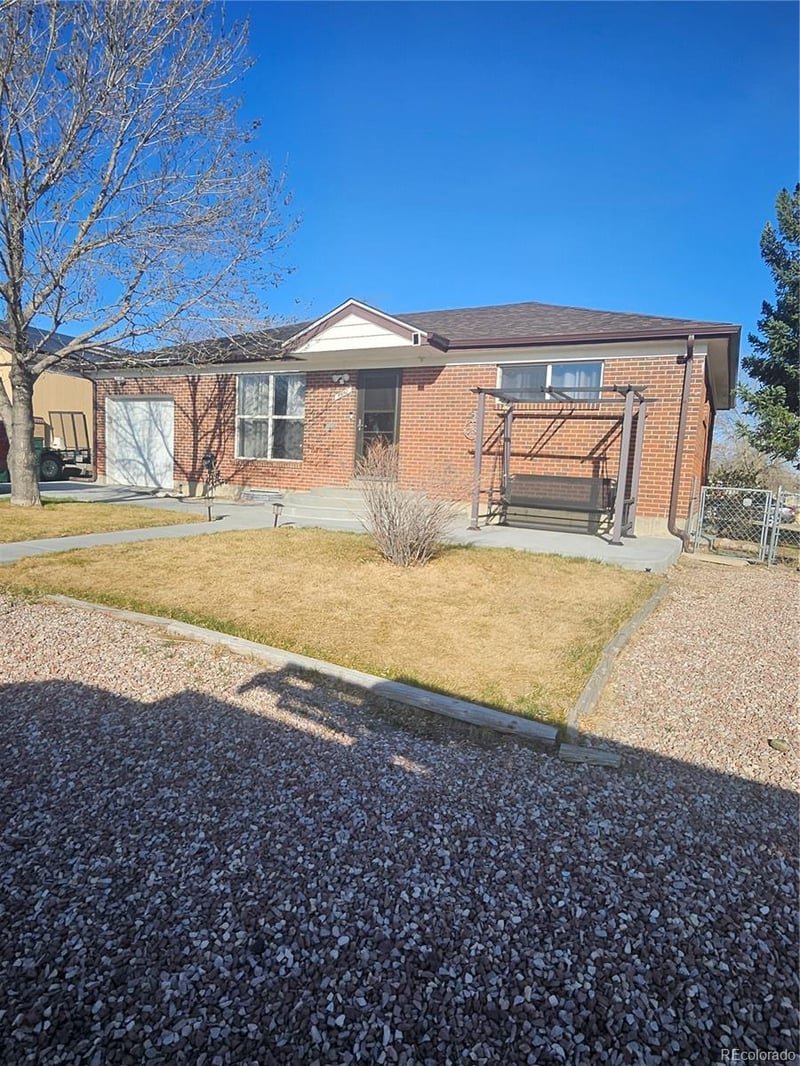 10642 Larson Dr, Northglenn, CO 80233