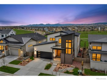 5613 Four Leaf Dr, Longmont, CO 80503