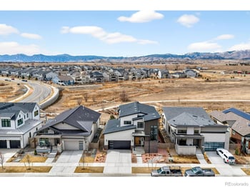 5613 Four Leaf Dr, Longmont, CO 80503