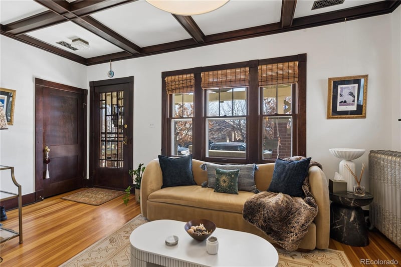 1385 Lincoln St, Denver, CO 80210