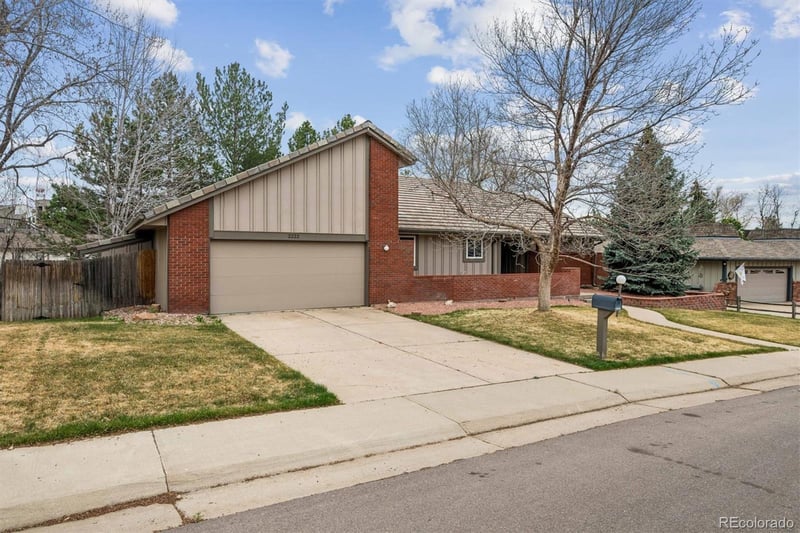 2222 S Dallas St, Denver, CO 80231