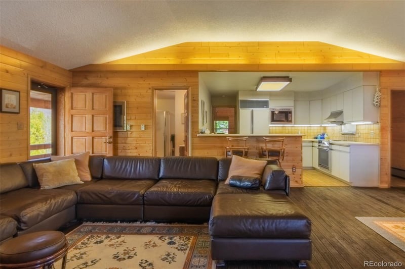 1295 Gcr 49 , Grand Lake, CO 80447