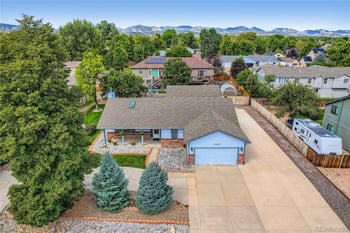 7947 Dover St, Littleton, CO 80128