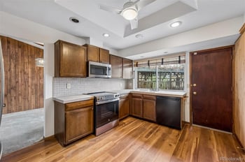 11405 Vassar Dr, Aurora, CO 80014