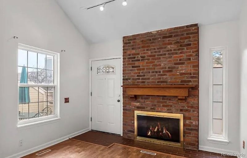 2880 Long Cir #B, Littleton, CO 80120