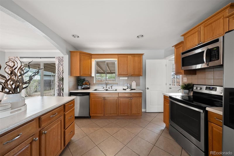 265 Marshall St, Lakewood, CO 80226