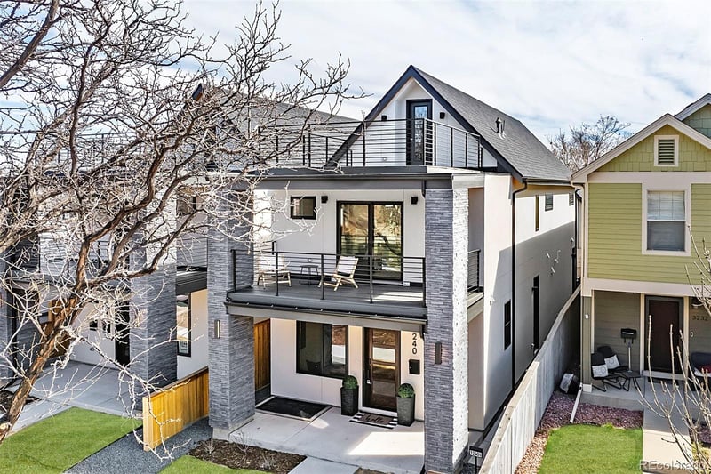 3240 Franklin St, Denver, CO 80205