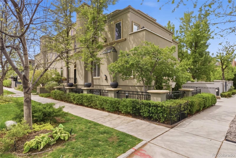 2700 4th Ave, Denver, CO 80206