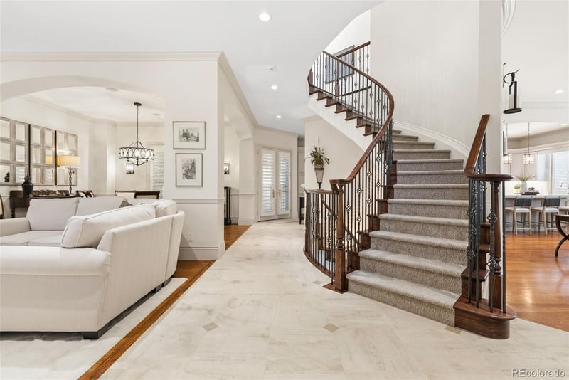 2700 4th Ave, Denver, CO 80206