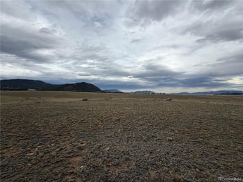 122 Moon Beam Dr, Hartsel, CO 80449