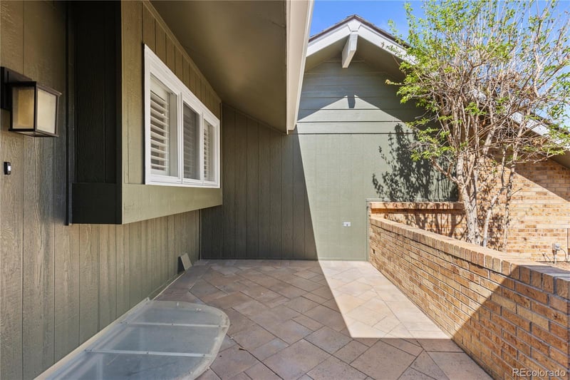 7755 S Forest St, Centennial, CO 80122