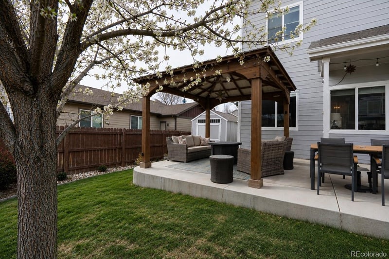 9020 Sandpiper Dr, Longmont, CO 80504