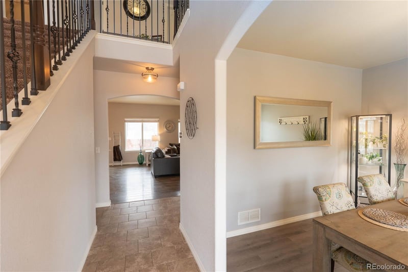 9020 Sandpiper Dr, Longmont, CO 80504