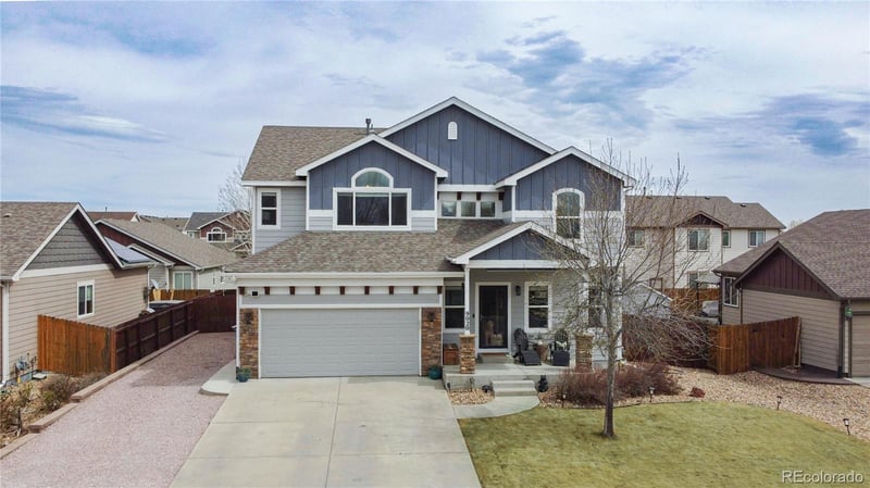 9020 Sandpiper Dr, Longmont, CO 80504